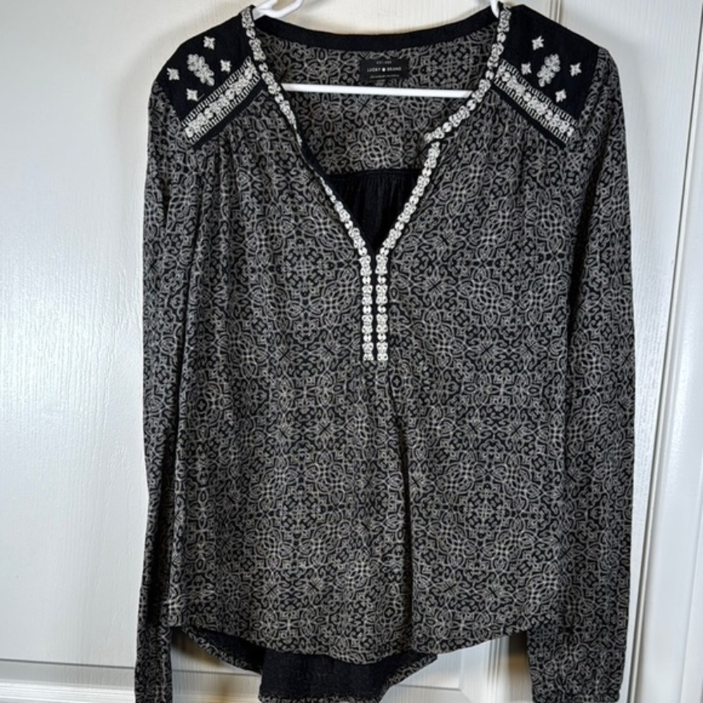 Lucky BrandL/S V-Neck Blouse Embroidered Shoulder & Neck Size Med EUC #5537